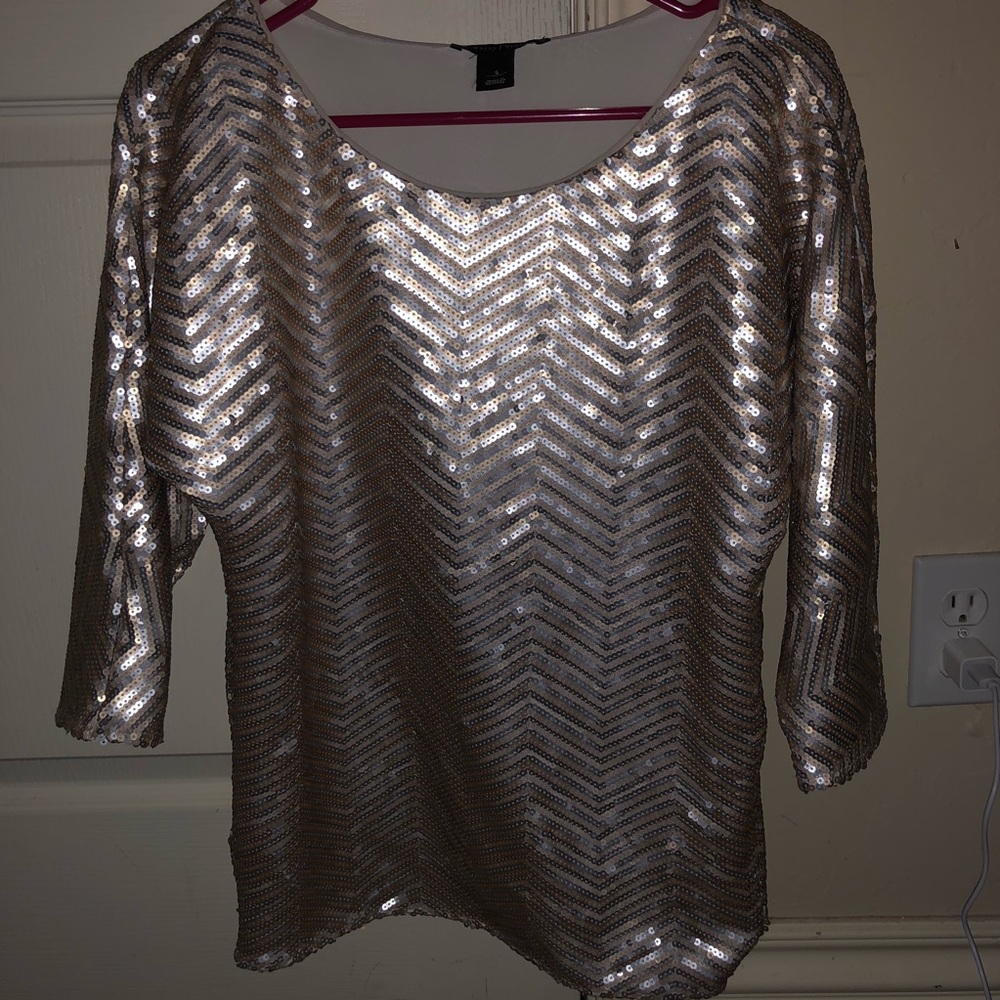 Sequined Chevron Top - Picture 2 of 3
